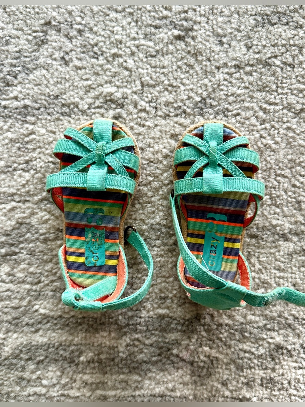 KIDS: crazy 8 shoes